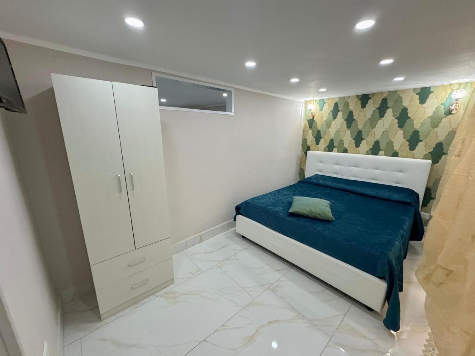 Camy Apartment Napoli Bagian luar foto