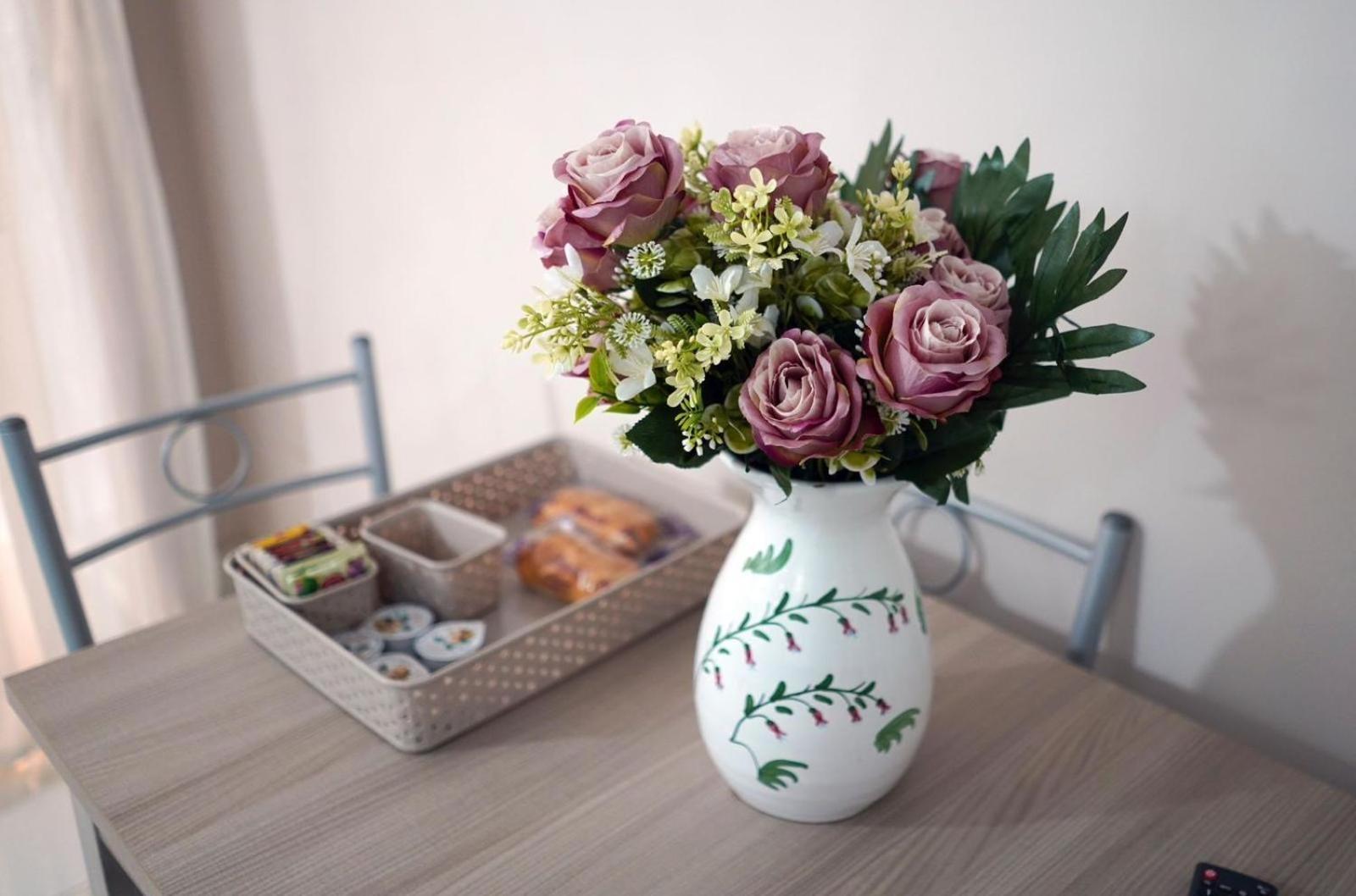 Camy Apartment Napoli Bagian luar foto